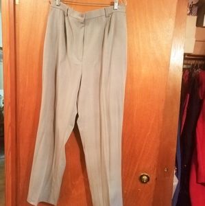 Women's 18W Dialogue Dress Pants
